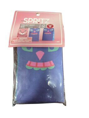 Spritz Treat Bag Kit With 8 Self-Adhesive Shapes